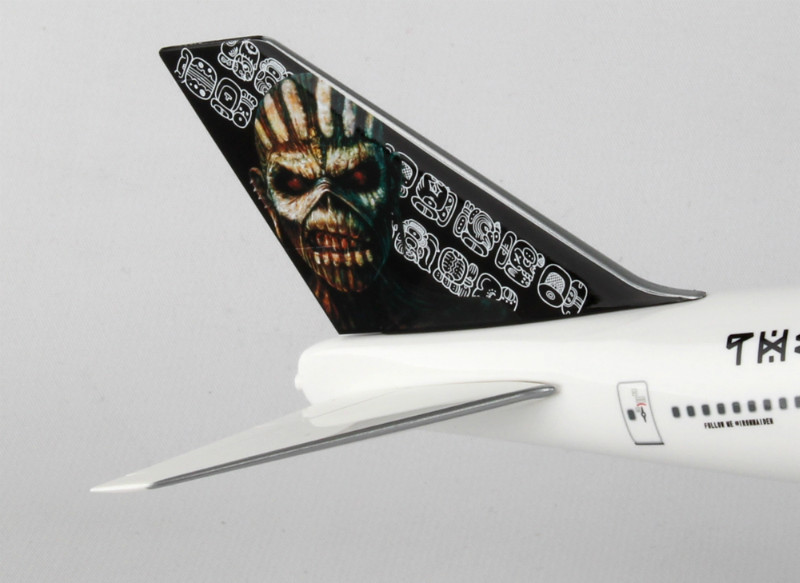 Boeing B747-400 Iron Maiden 